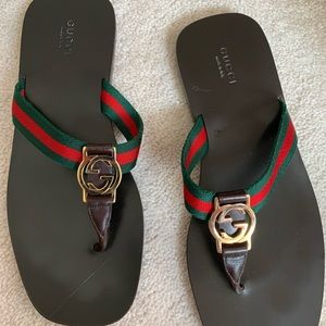 Gucci GG thong Web sandal Size 8 with box Worn only a few times. Like new!